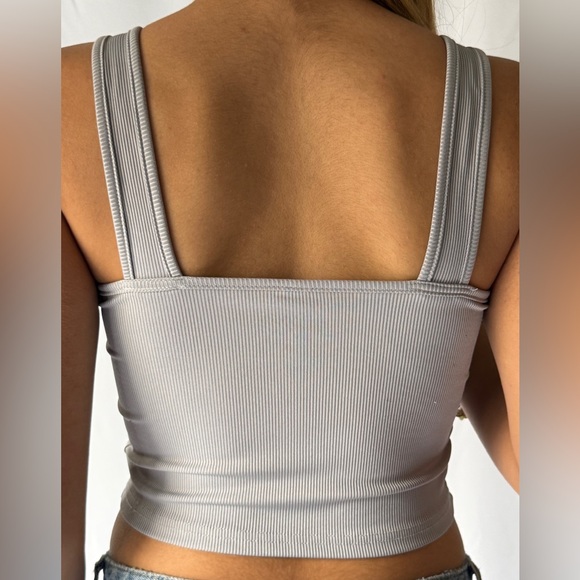 Gray Ribbed Tank Top - Picture 4 of 8